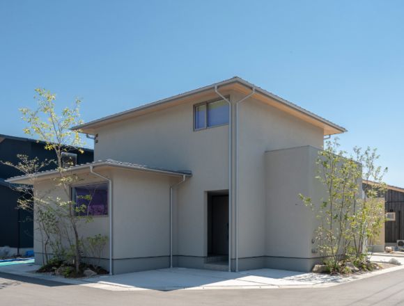 【光と影が表情をつくる、和モダンの住まい】モデルハウス完成見学会 写真